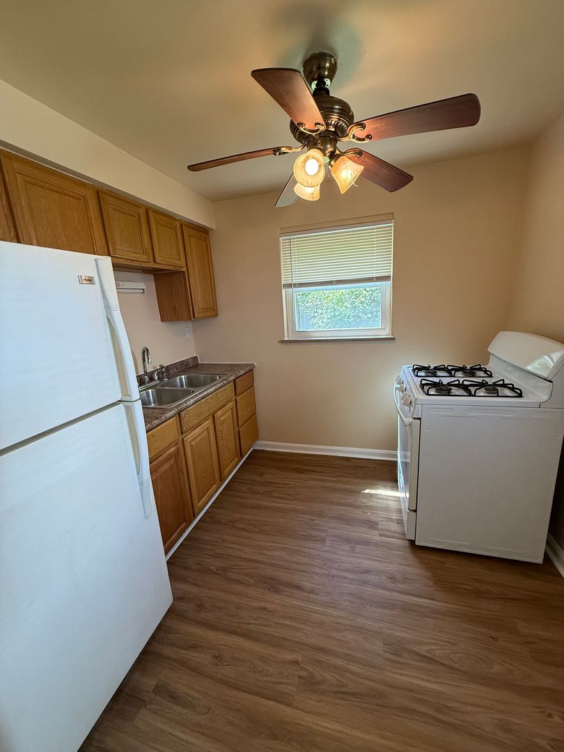 Cincinnati Apartment: 39 Glen Este Pl.