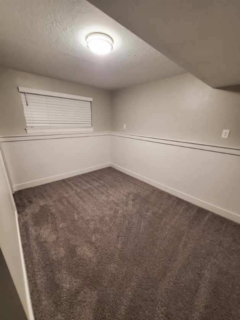 10460 Godatia Lane, Sandy, UT 84094