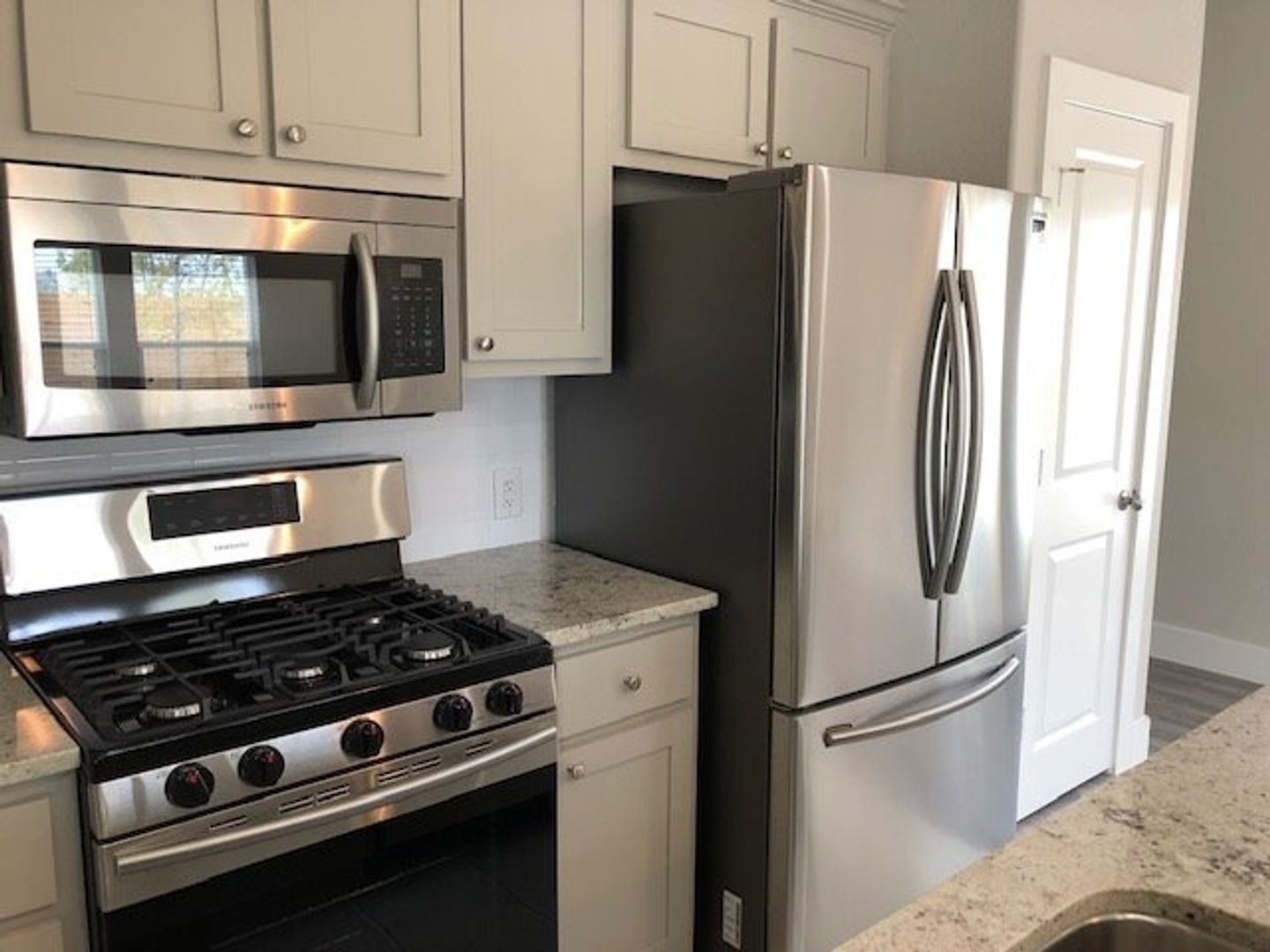 Denton Apartment: 1121 Bernard #101