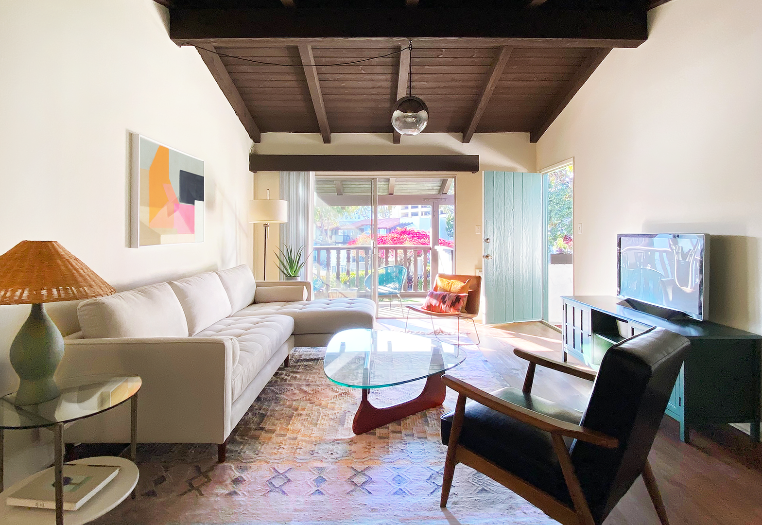 Tres Vidas Apartments 1 of 22