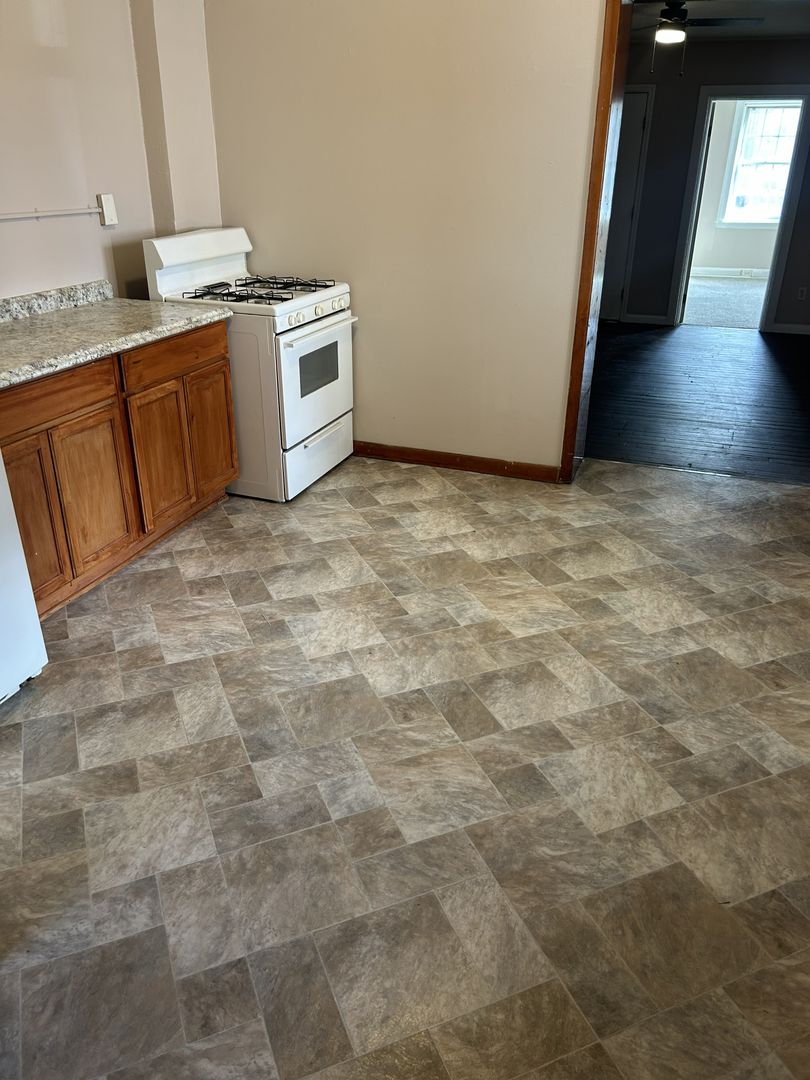 Cohoes Apartment: 27 Olmstead Street Unit 1