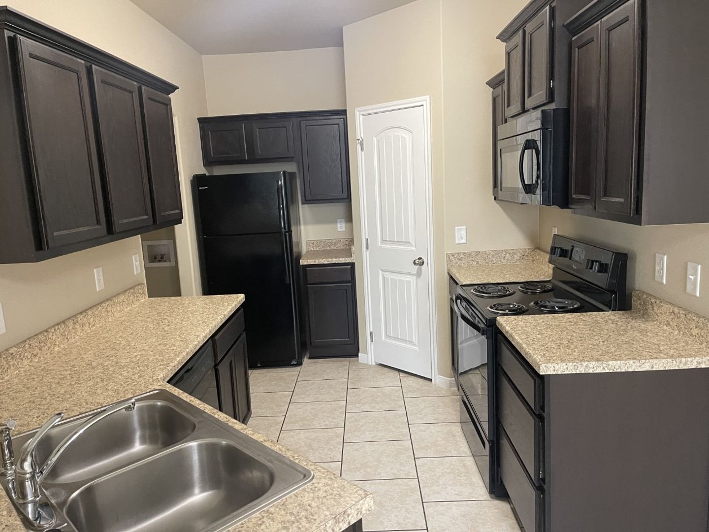 Killeen Apartment: 1309 Vanguard