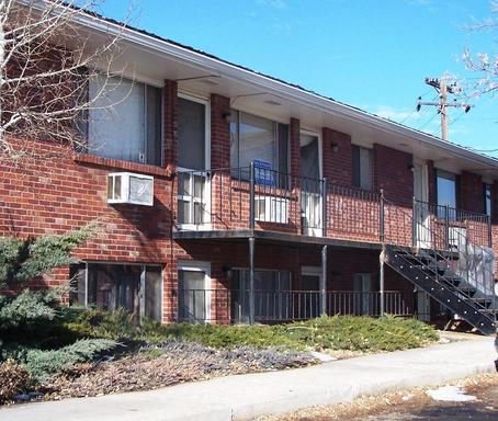 Stunning 2 bedroom apartment avail NOW
