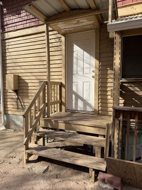 1 Bath Rental at 1615 8th Avenue - 6, Greeley, CO – photo 1