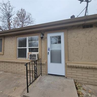 Updated 1 Bed near 85 and 34 – photo 1