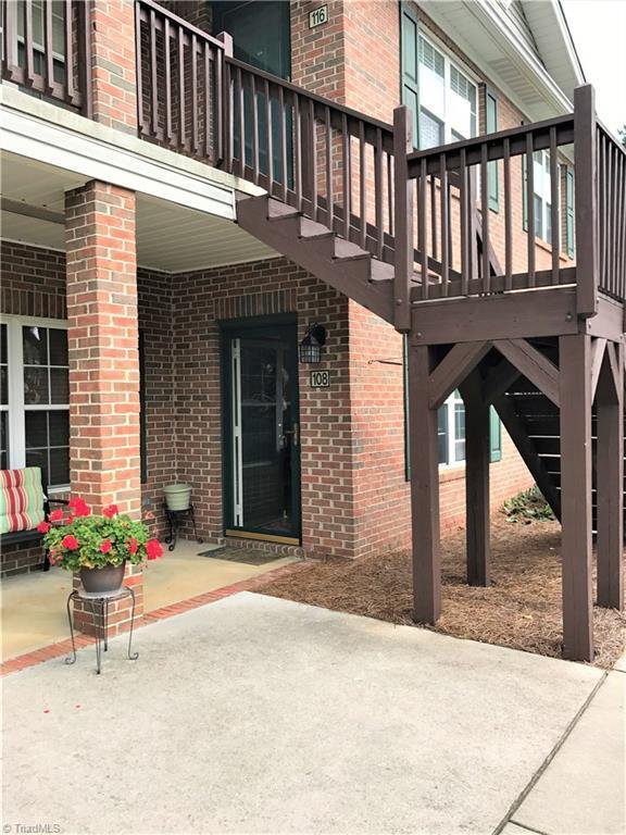 Archdale House: 108 Shamrock Ct