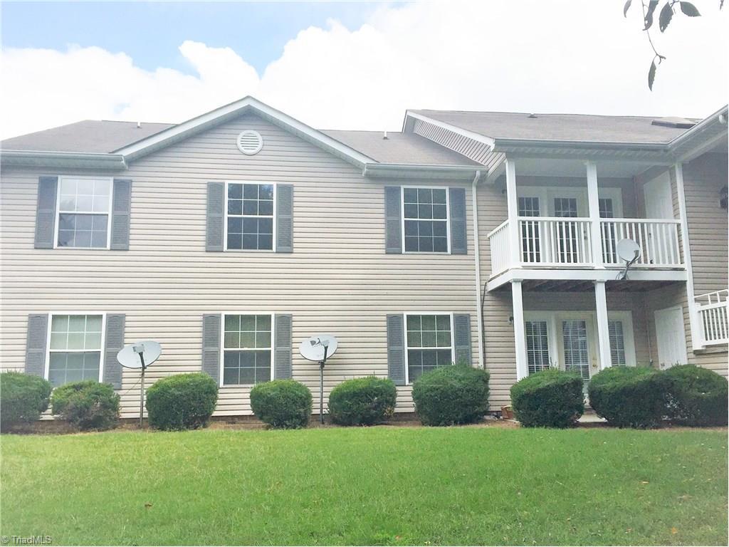 High Point House: 2620 #2C Guyer St