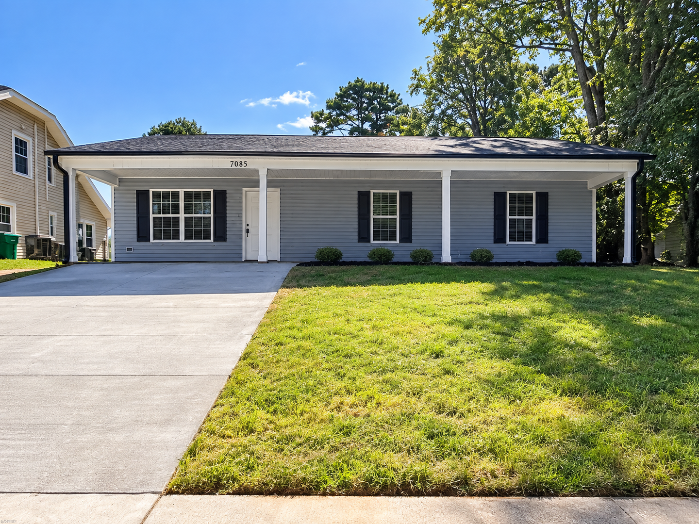 High Point House: 708 Forrest St