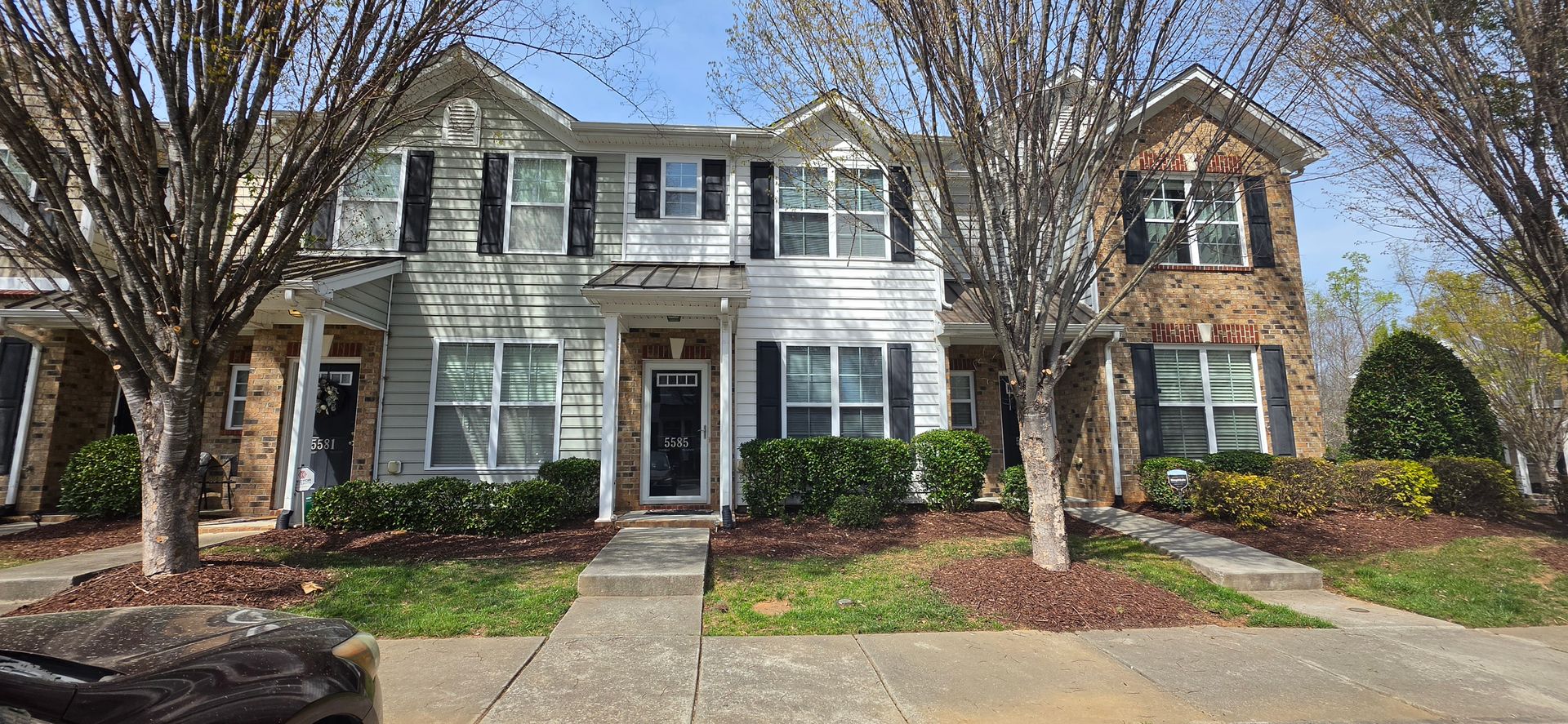 Winston Salem House: 5585 Farm House Trail