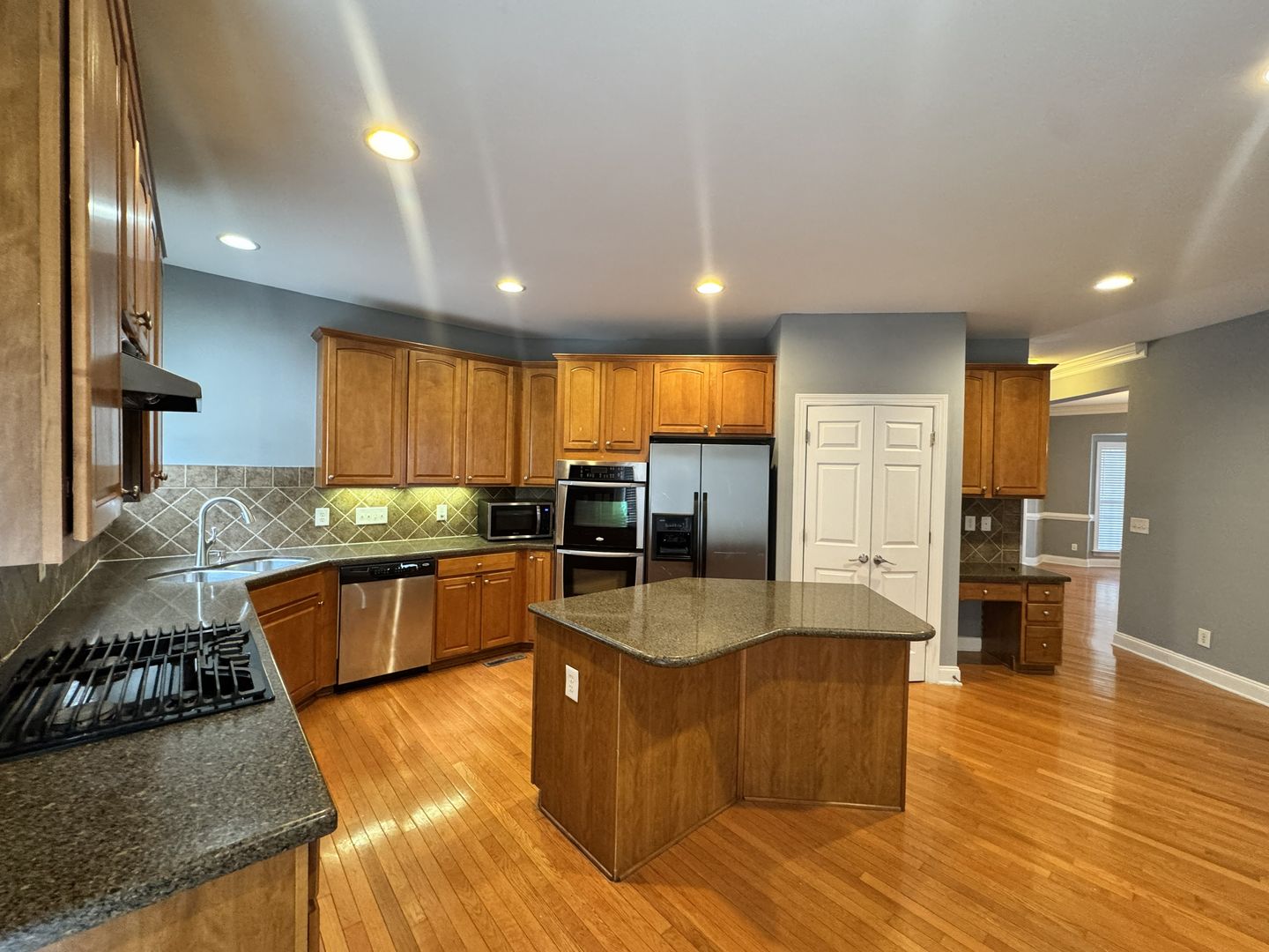 515 Hannah McKenzie Dr - ZEE 7 of 12