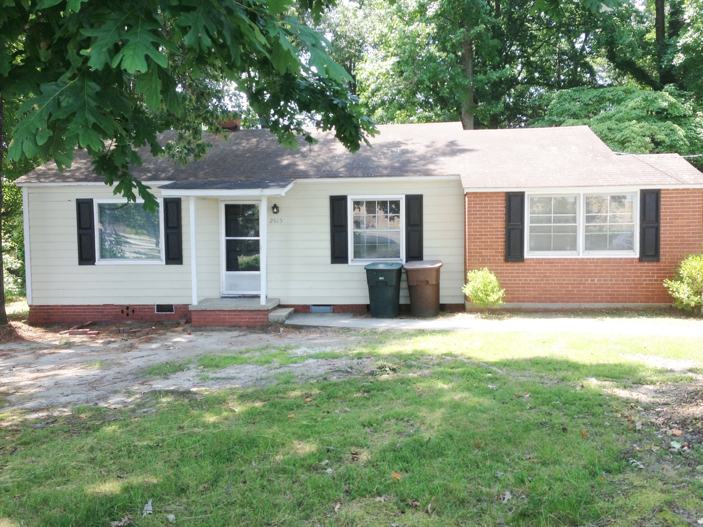 Greensboro House: 2615 Vanstory St