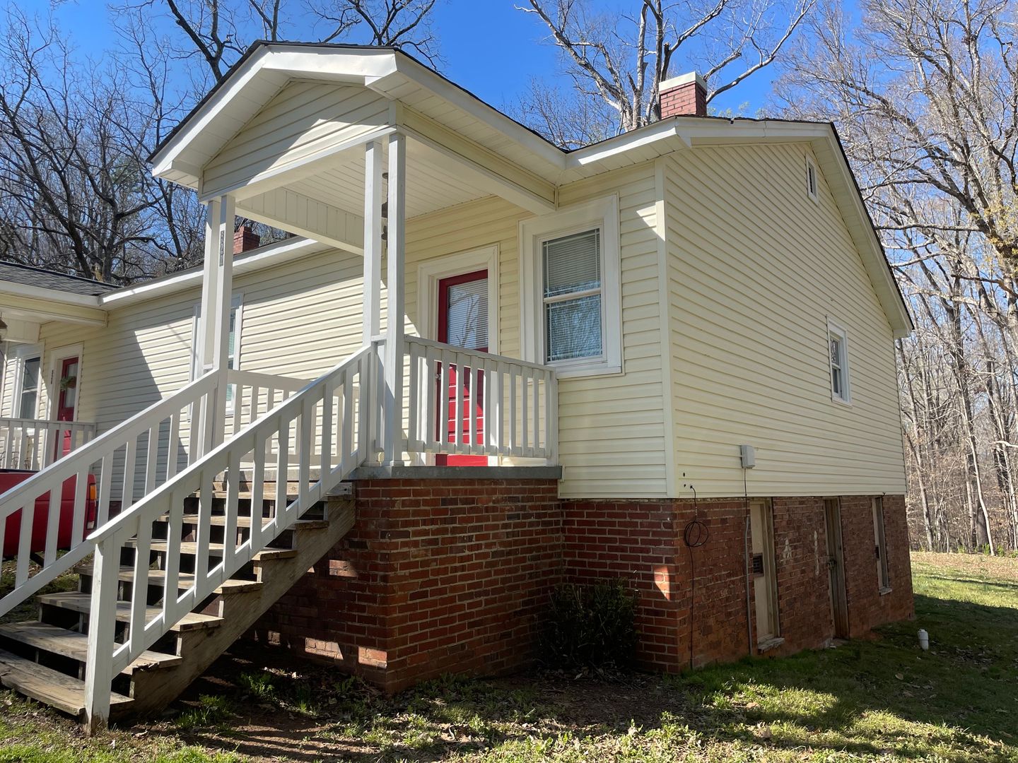ASHEBORO Apartment: 822/824 HIGHRIDGE ST.