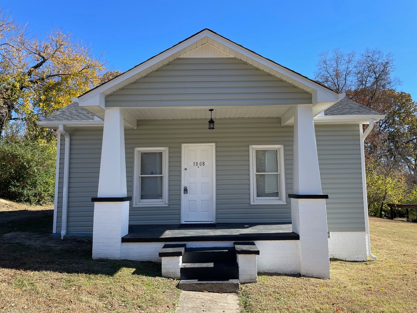 HIGH POINT House: 1808 GUYER ST