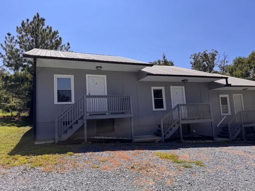1 Bed, 1 Bath Apartment Now Available!!