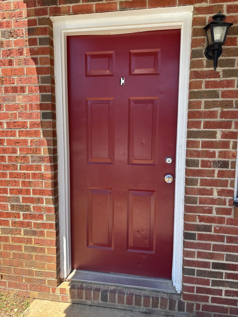 ASHEBORO Apartment: 154-158 DUBLIN SQUARE RD