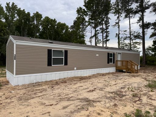 BRAND NEW 3 BED, 2 BATH MOBILE HOME!