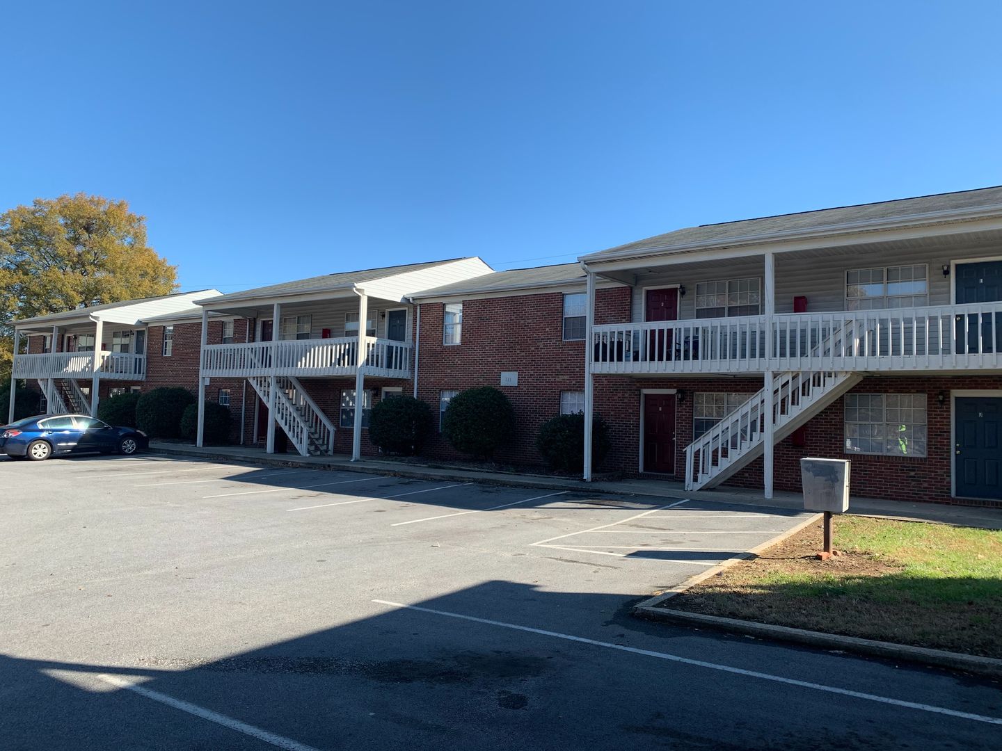 ASHEBORO Apartment: 705-711-721 S. CHURCH STREET