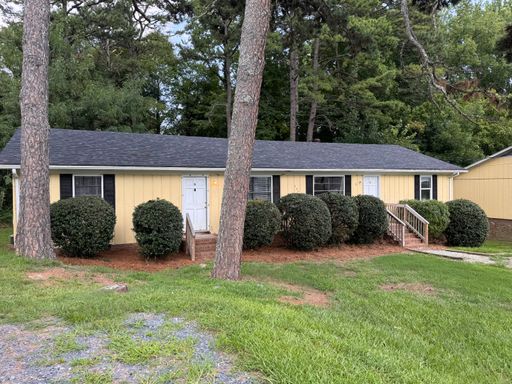 2 BED, 1 BATH DUPLEX LOCATED IN ASHEBORO! – photo 1