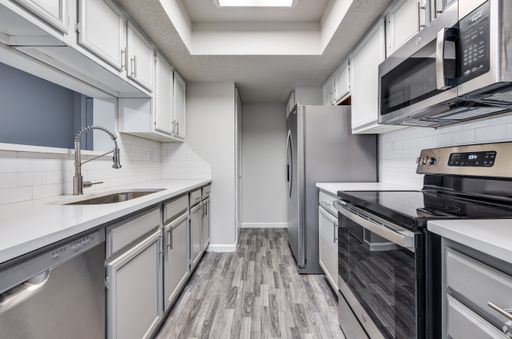 2 bed 2 bath 1026sf FULL – photo 1
