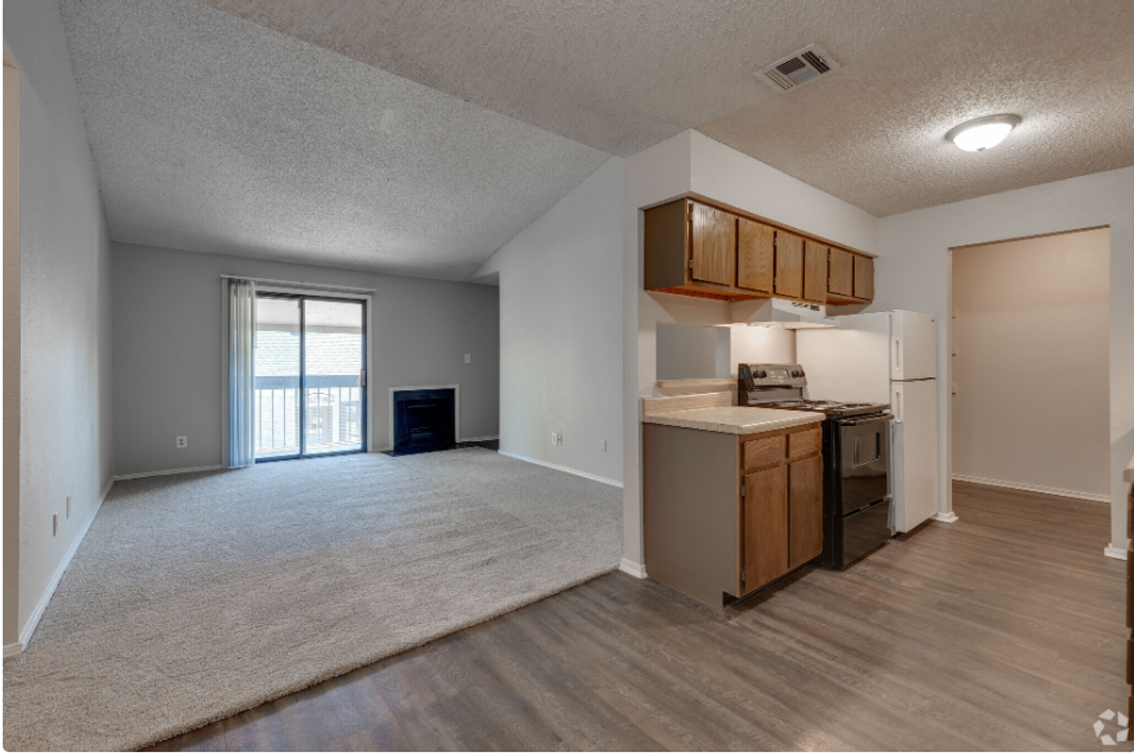 Broken Arrow Apartment: 2607 E Albany St