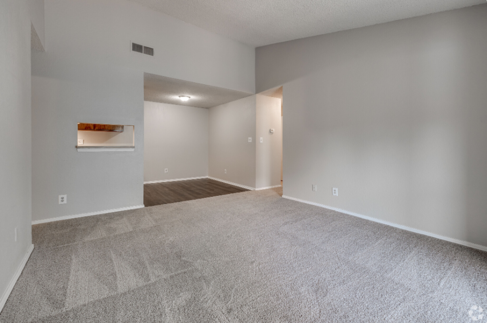 Broken Arrow Apartment: 2607 E Albany St