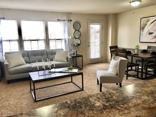 2 bed 2 bath – photo 1