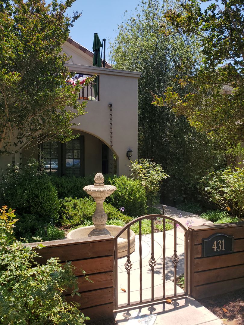 Coronado House: 431 I Avenue