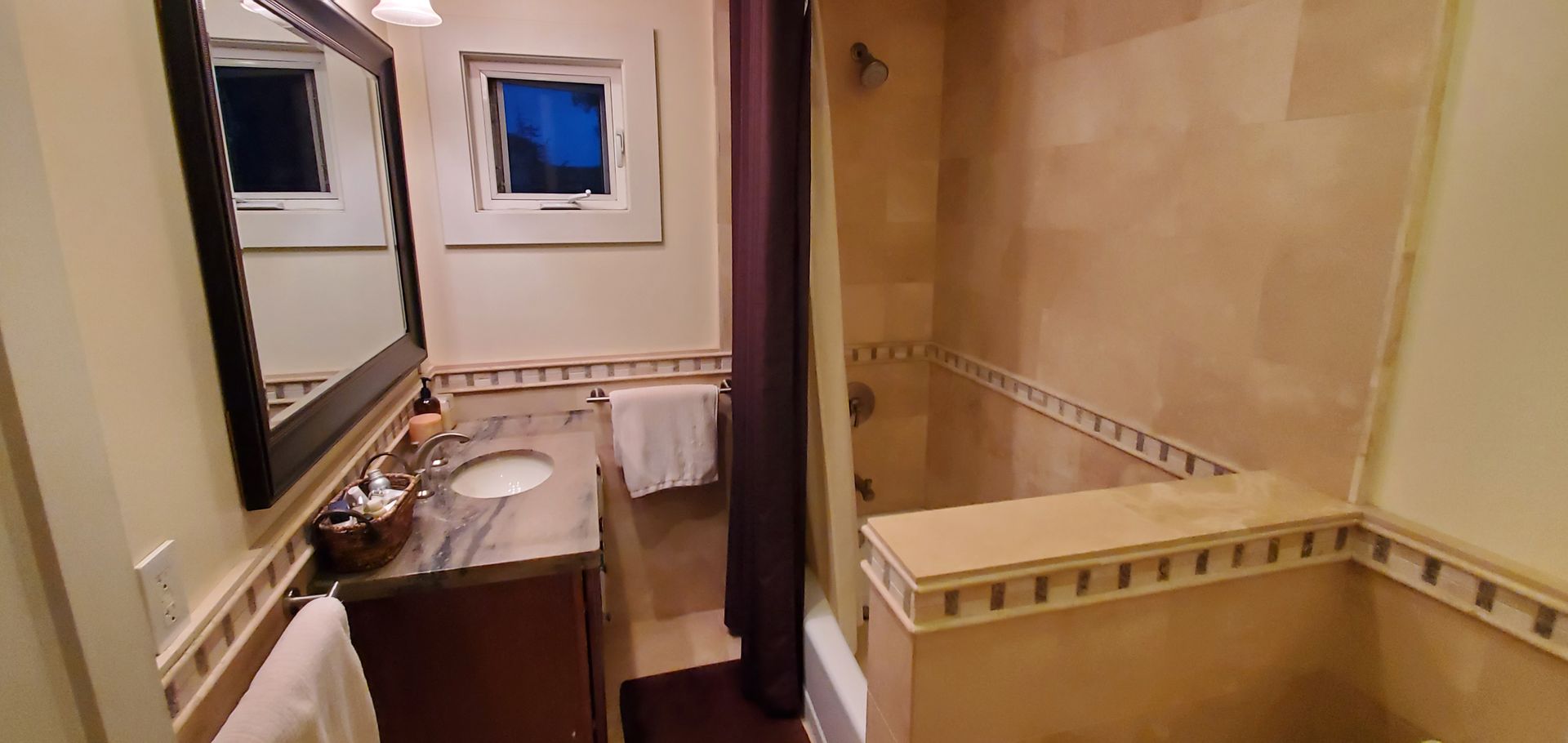 Coronado House: 400 C Avenue