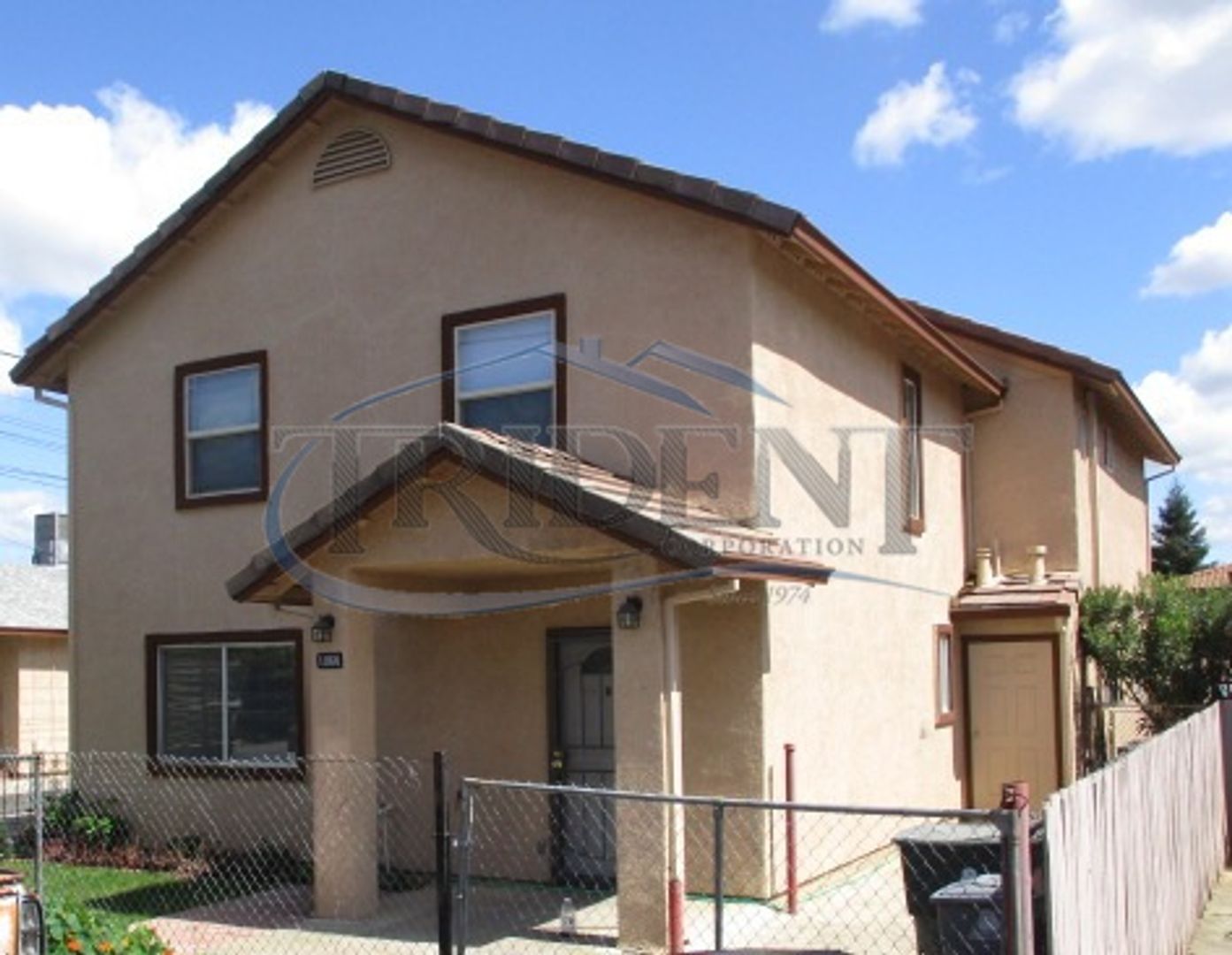 Olivehurst Apartment: 1066-1074 Grand Avenue