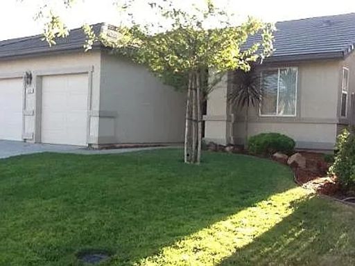 **TWO WEEKS FREE SPECIAL** 3 bedroom, 2 bath house – photo 1