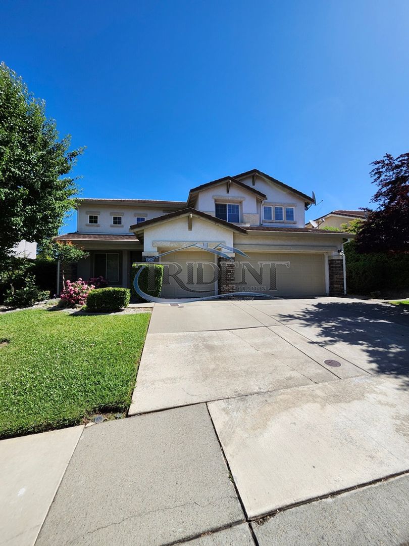 Folsom House: 1218 Galston Drive