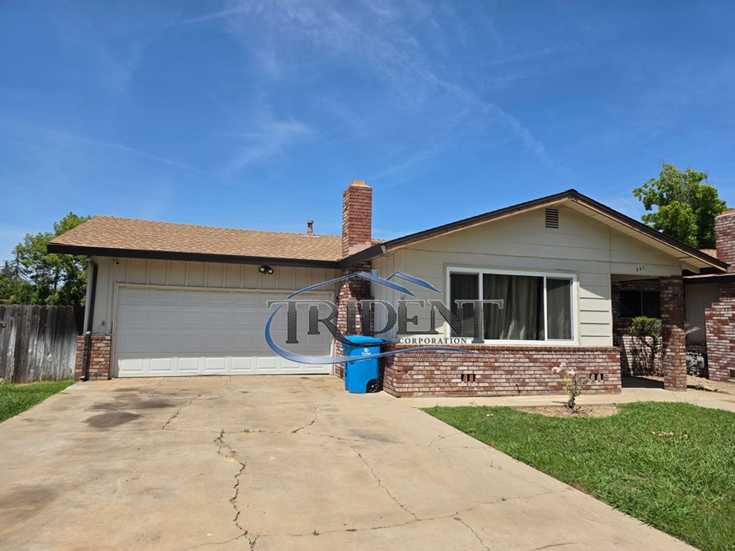 Marysville Apartment: 231 E.18th St/1806 Sampson
