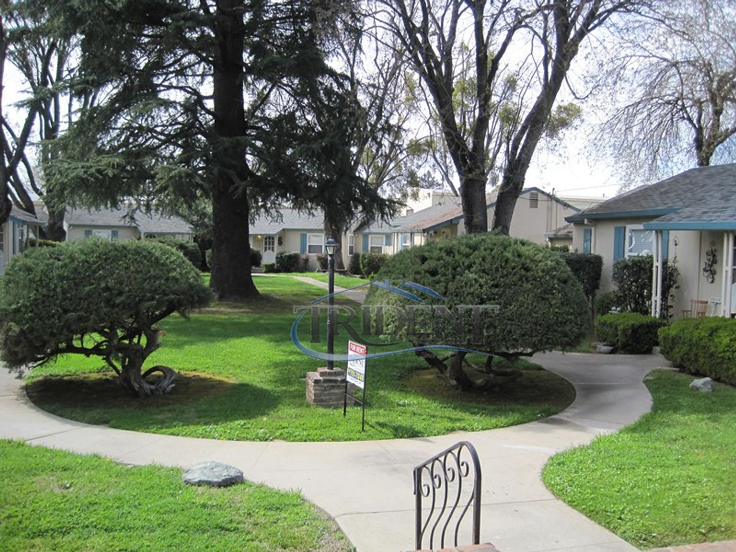 Yuba City Apartment: 444-462 McRae Way