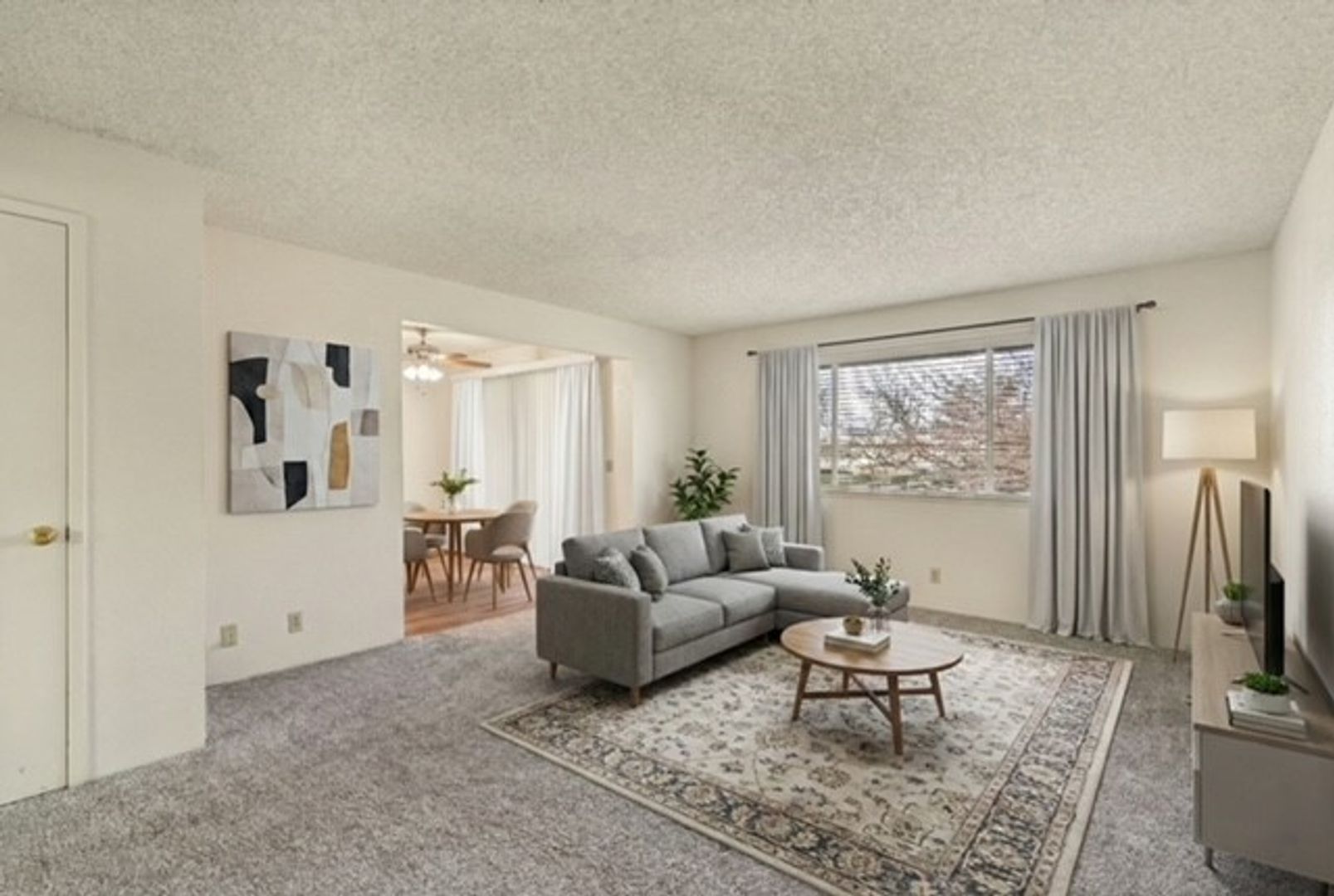 Chico Apartment: 10-40 Drake Way