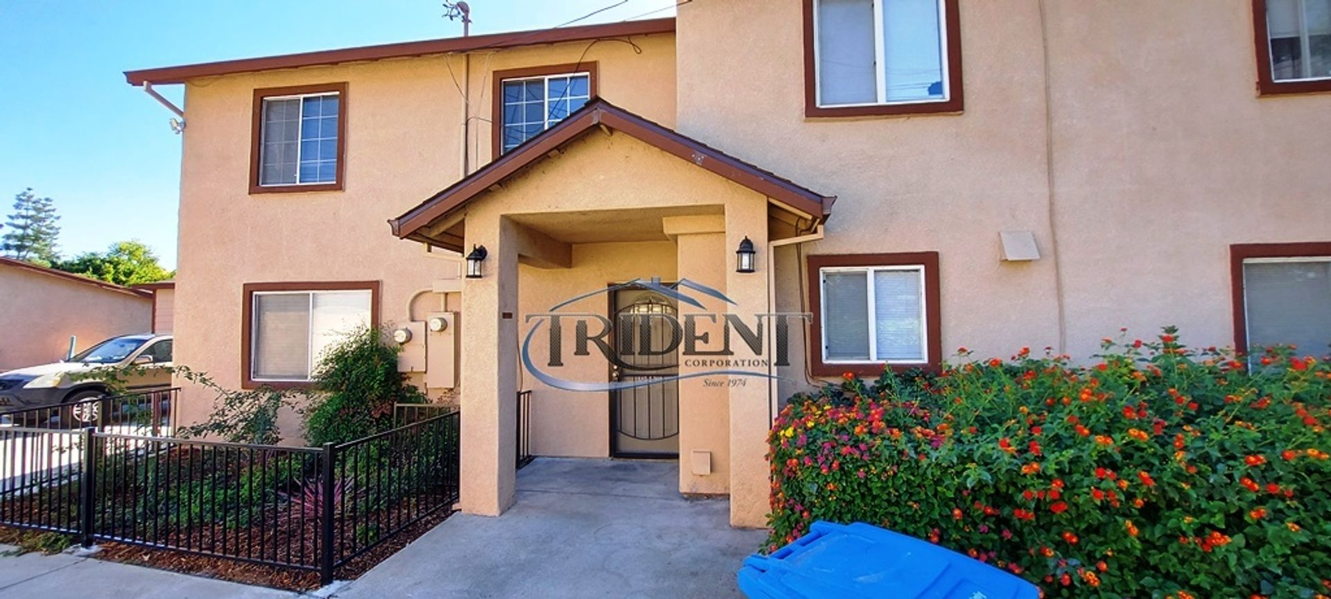 Olivehurst Apartment: 1066-1074 Grand Avenue