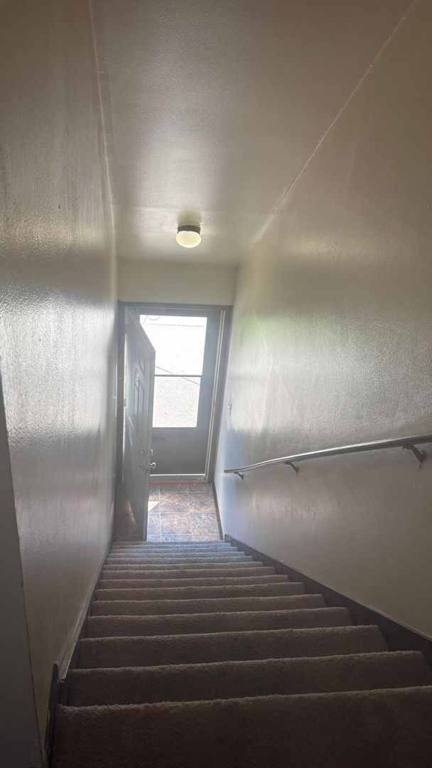 Milwaukee Apartment: 8183 N 107th St.