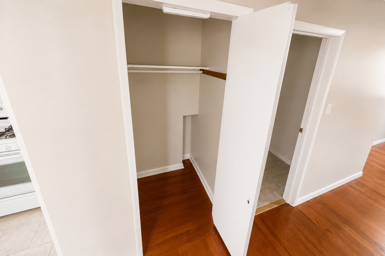 Kenosha Apartment: 4007 45th St.