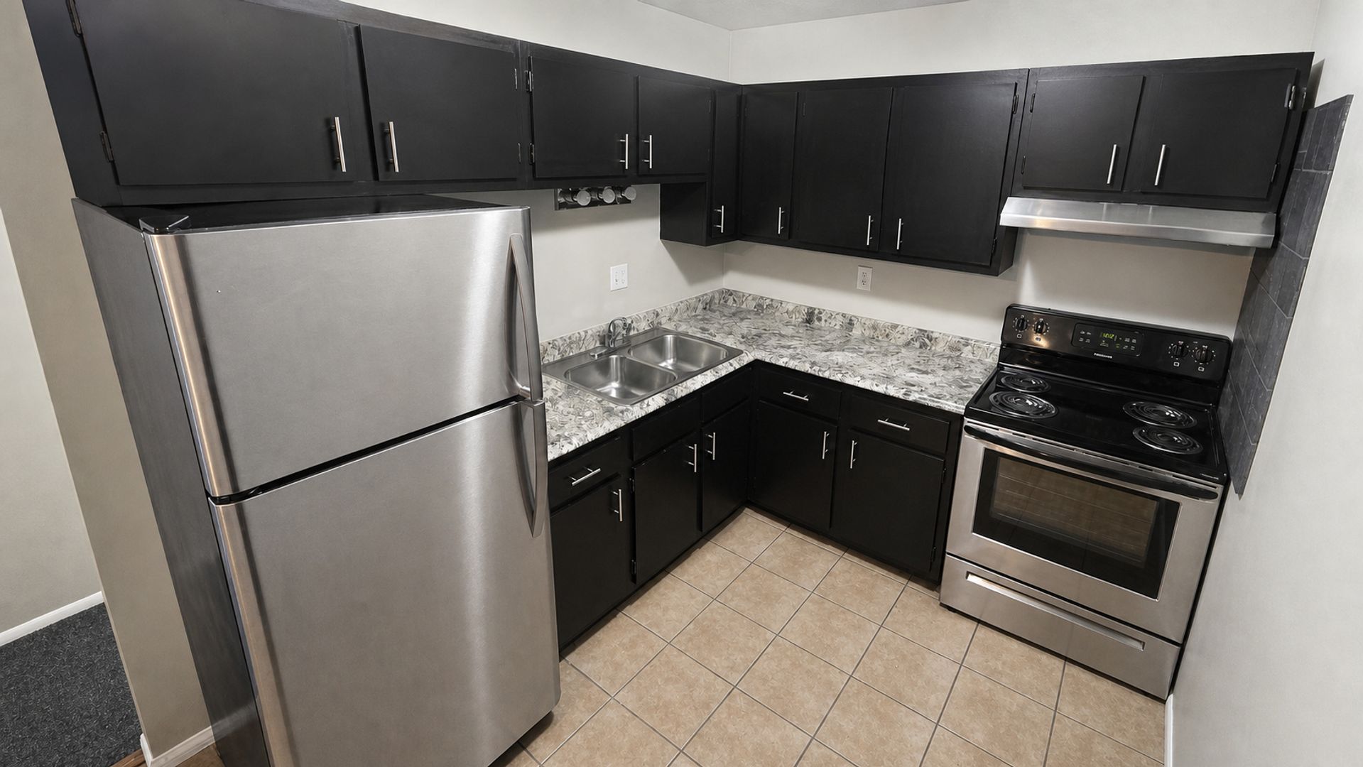 Kenosha Apartment: 4007 45th St.