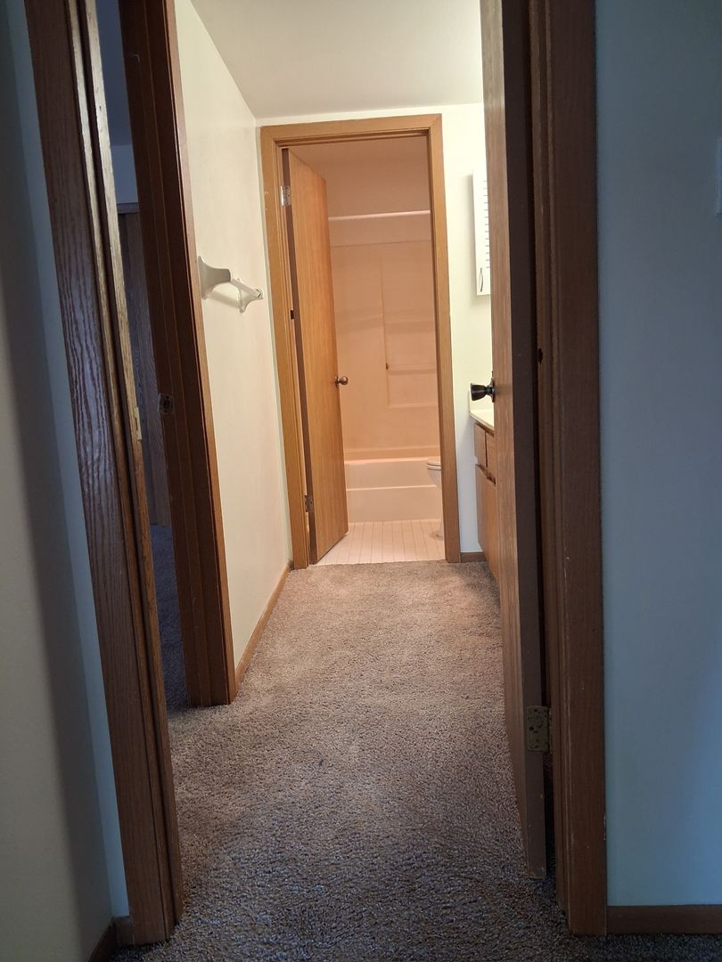 Milwaukee Apartment: 8183 N 107th St.