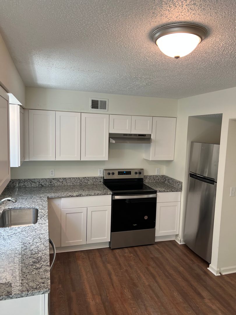 Johnson City Apartment: 199 Rockingham Road