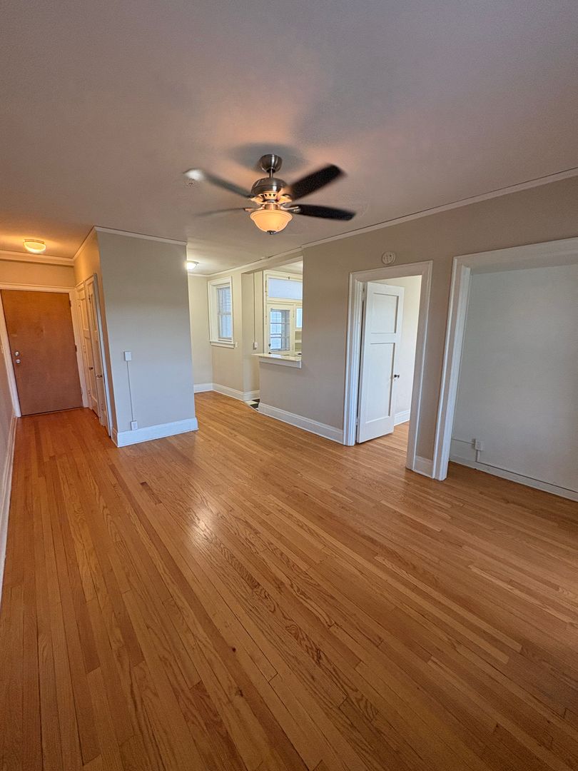 Omaha Apartment: 520 S 31st Street