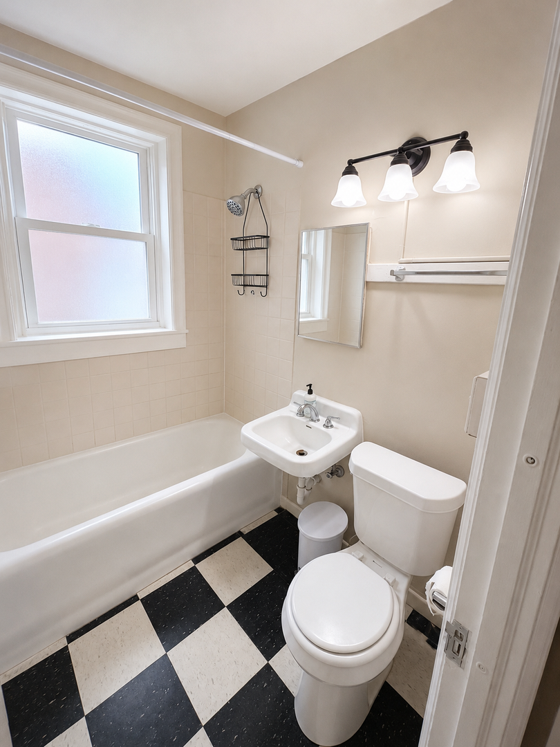 Omaha Apartment: 520 S 31st Street