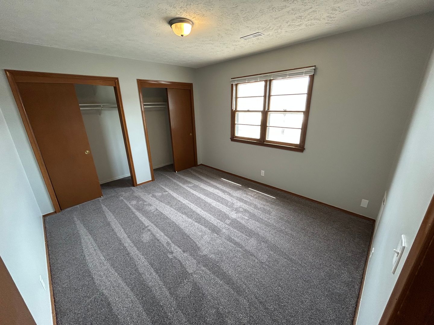 Omaha Apartment: 4311 Charles Street