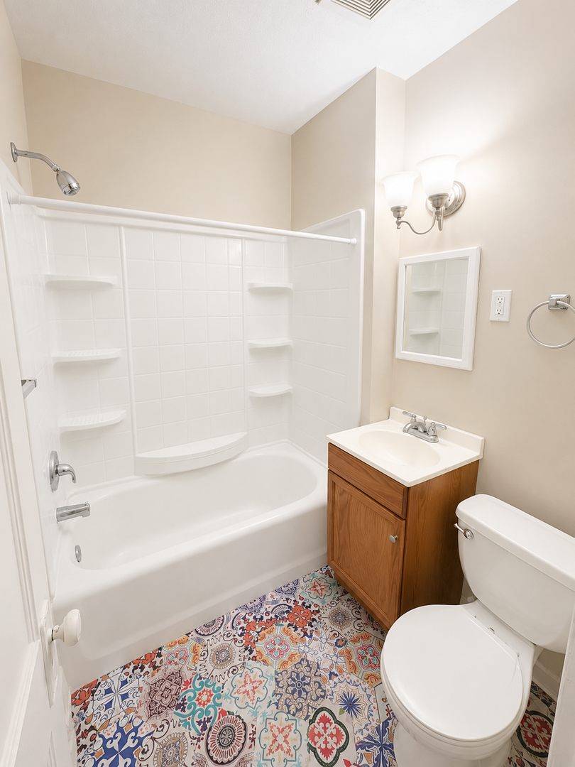 Amy Court Apartments (137 N. 33rd St.) 9 of 9