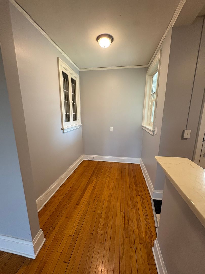 Omaha Apartment: 524 S 31st Street