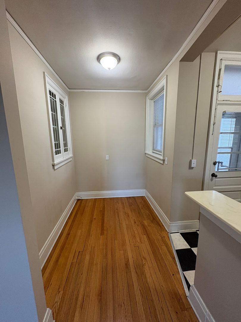 Monticello Apartments (520 S. 31st St.) 2 of 6