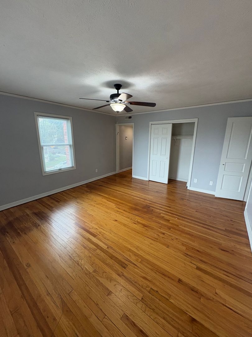 Omaha Apartment: 304 N 31st Street