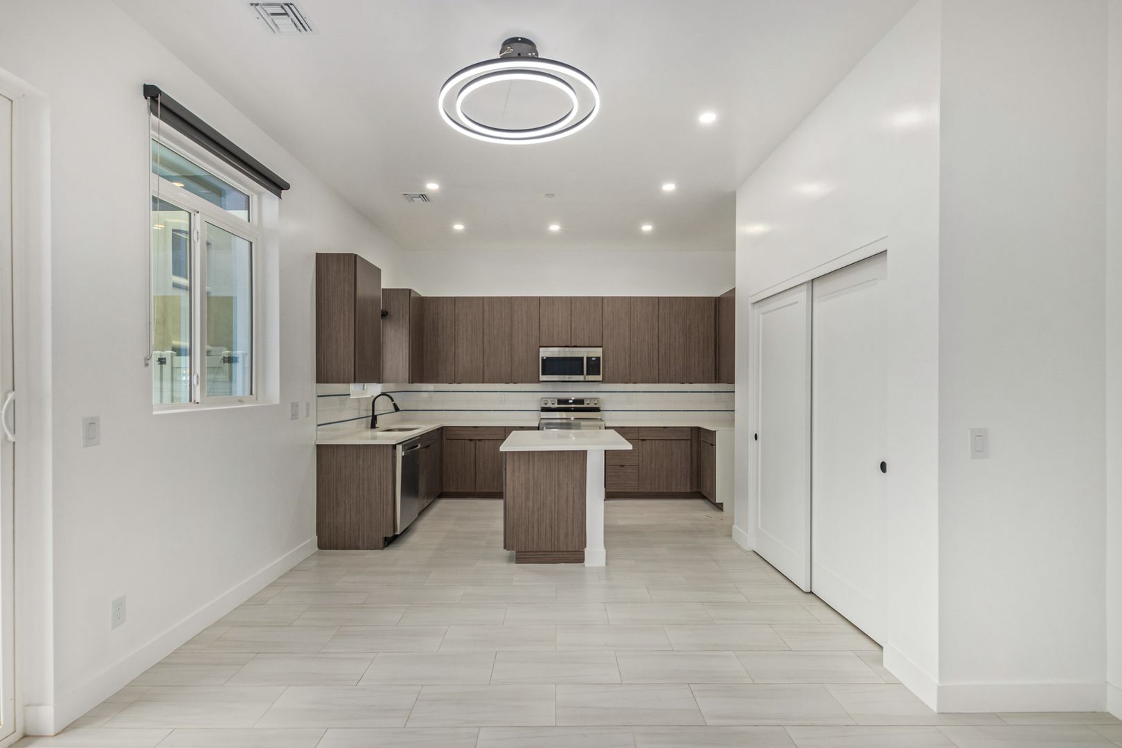 Phoenix Apartment: 3622 N 38TH ST