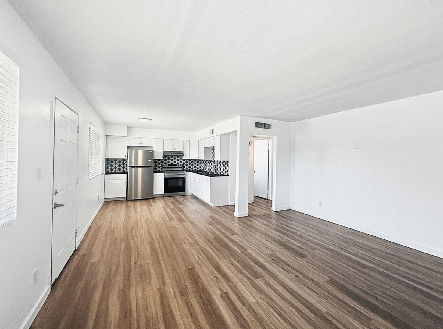Phoenix Apartment: 1808 N 31st St.