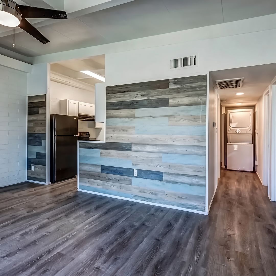 Glendale Apartment: 6021-6243 N 48th Ave